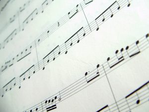 music sheet 2 1558171 300x225 - Aprendendo sobre Partituras: Orientações para o seu aprendizado!