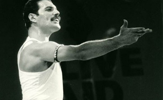 24/11 Hoje Faz 20 anos que perdemos Freddie Mercury