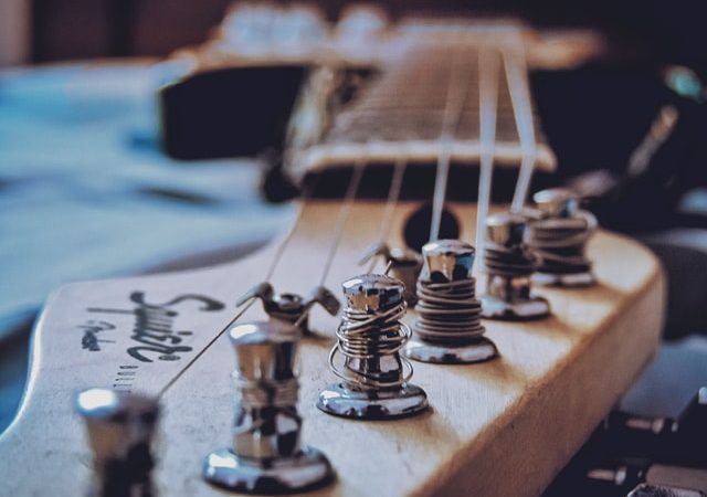 Cordas de Guitarra e Contrabaixo e Tipos de Revestimentos