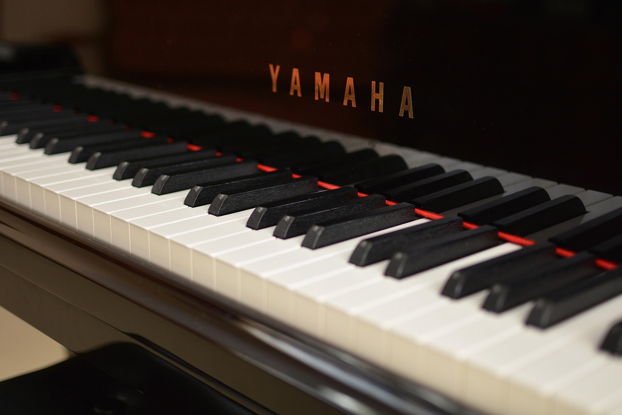 Símbolo da sofisticação: entenda por que o piano de cauda é um clássico incomparável